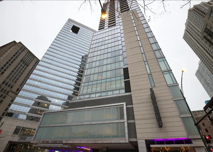Апартаменты Blueground River North Pool Wd Nr Mile Chi-1202