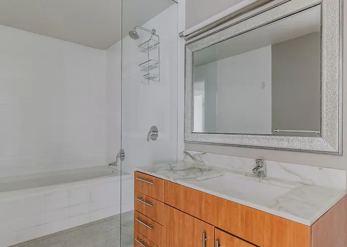 Апартаменты Blueground River North Pool Wd Nr Mile Chi-1202 Чикаго